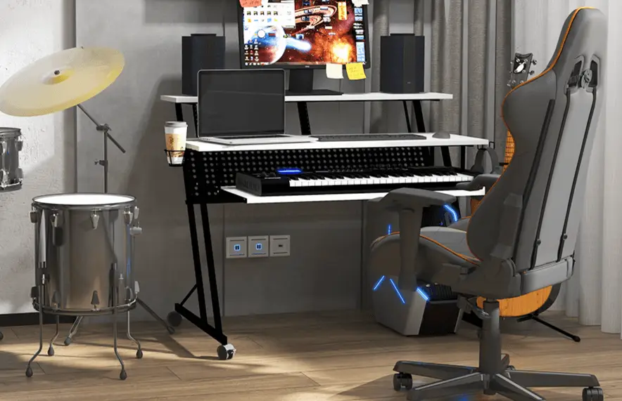 White computer desk with piano tray